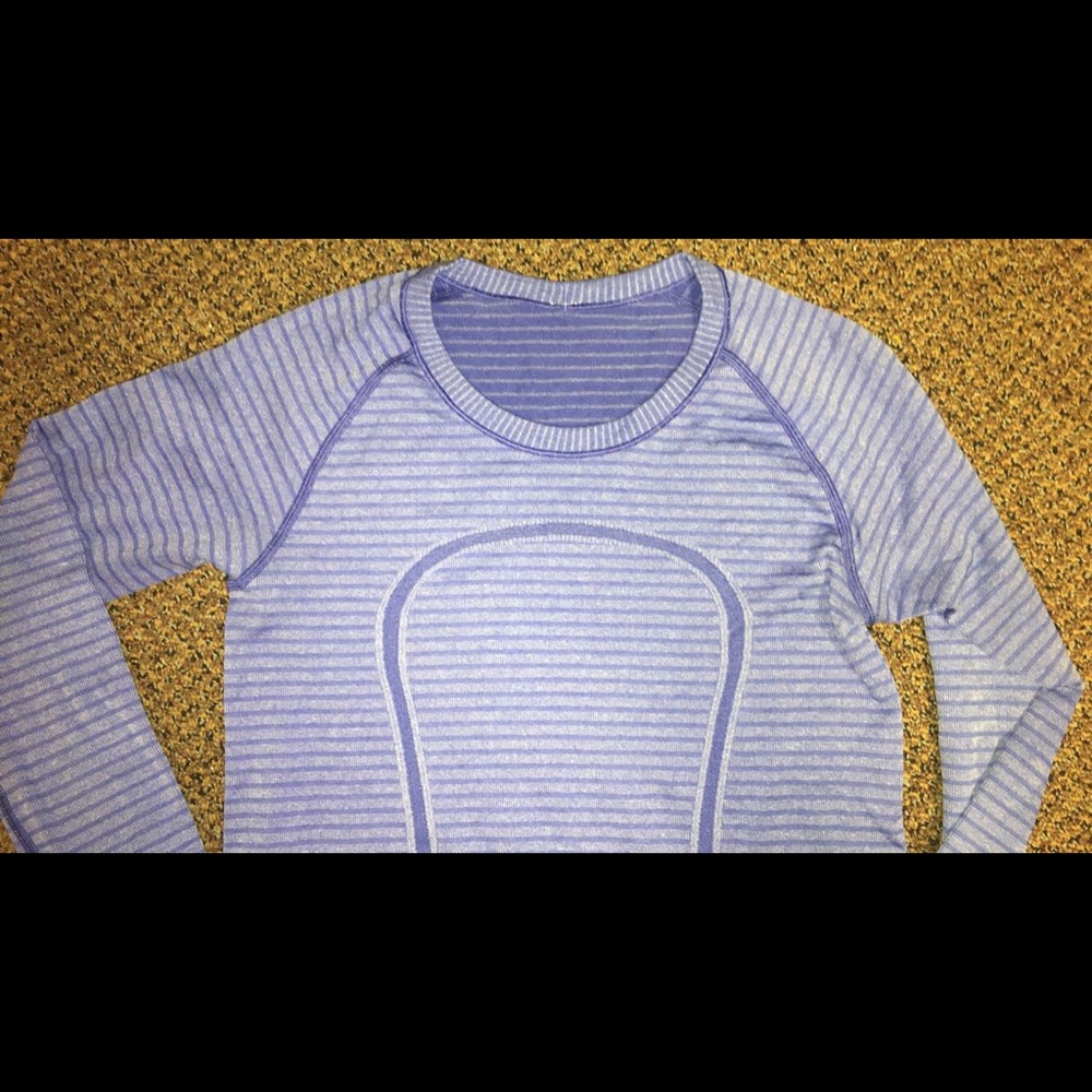 Long Sleeve Lululemon Athletic shirt